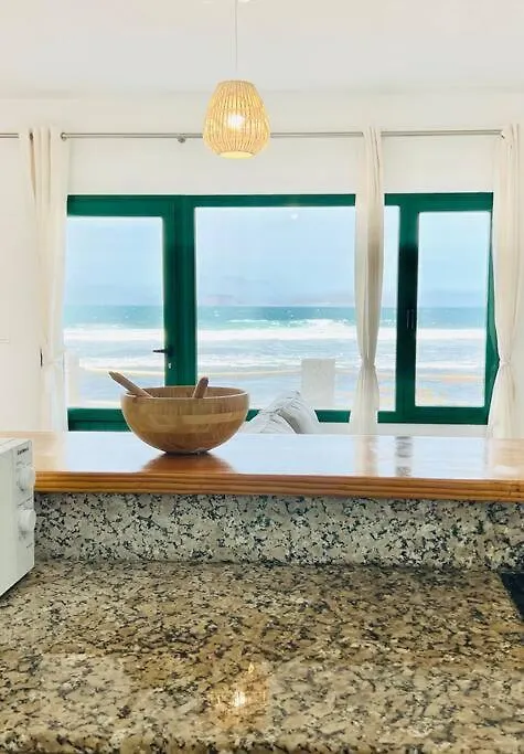 Famara Frontsea House Apartment