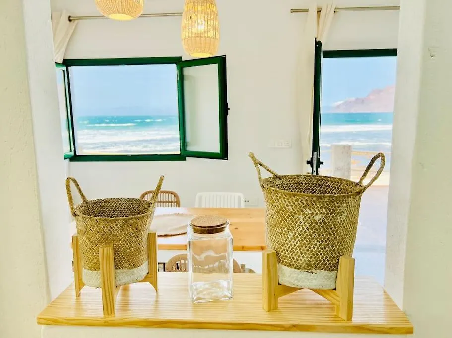 Famara Frontsea House Apartment